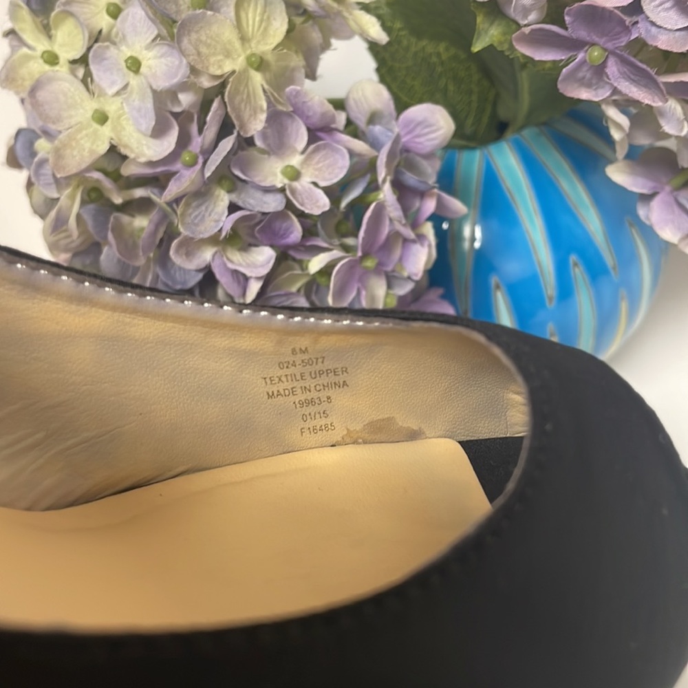Black liz claiborne high-heeled shoe - Picture 12 of 16